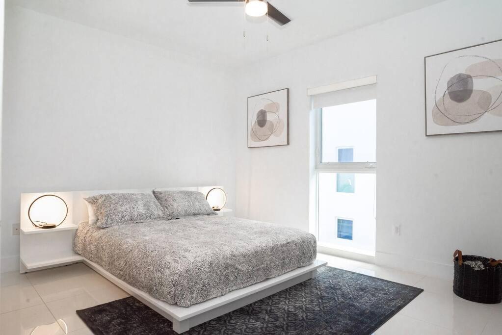 Across The Ocean Few Steps To Beach Contemporary Three Bedroom Townhouse Pompano Beach Luaran gambar