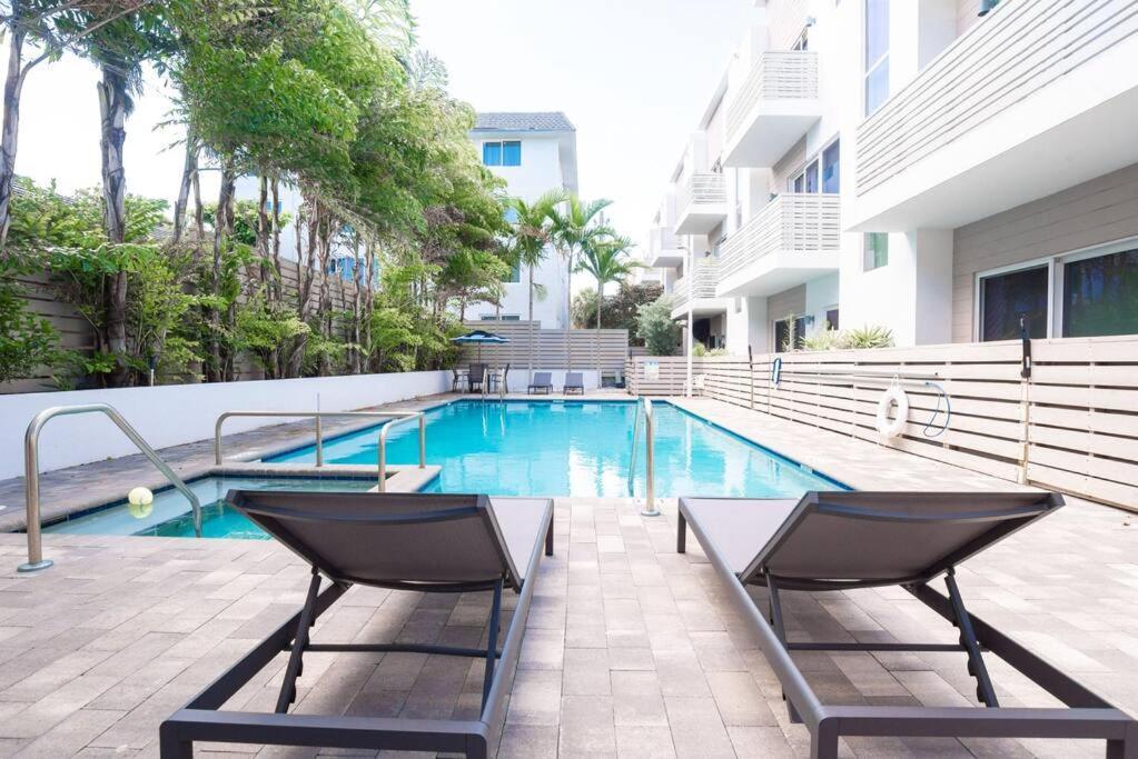 Across The Ocean Few Steps To Beach Contemporary Three Bedroom Townhouse Pompano Beach Luaran gambar