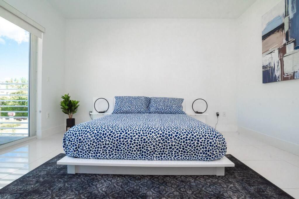 Across The Ocean Few Steps To Beach Contemporary Three Bedroom Townhouse Pompano Beach Luaran gambar