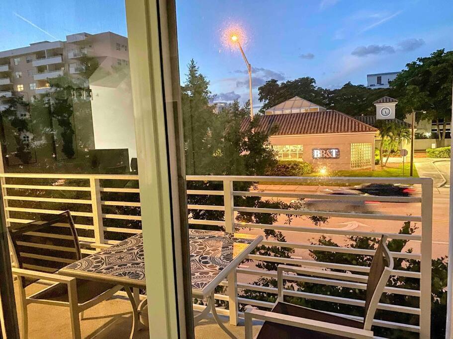 Across The Ocean Few Steps To Beach Contemporary Three Bedroom Townhouse Pompano Beach Luaran gambar